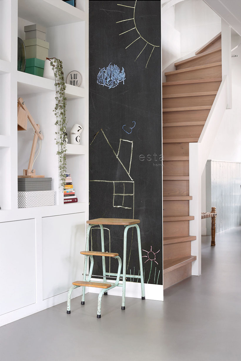 Let's play-Chalkboard