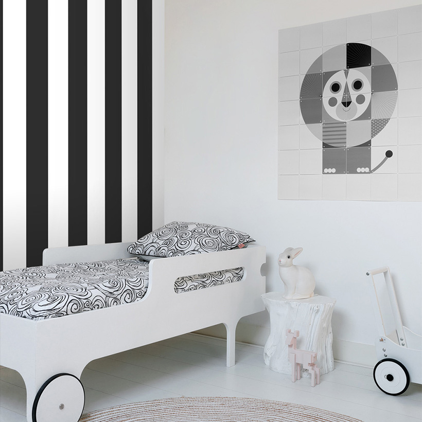 Black & White