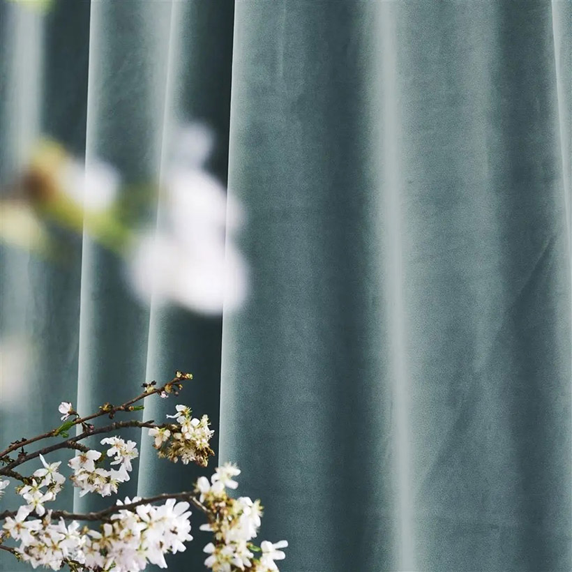 VELLUTO STRETTO  |  VELLUTO