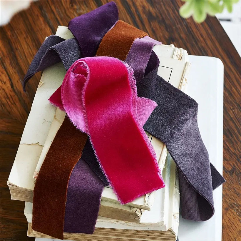 VELLUTO STRETTO  |  VELLUTO