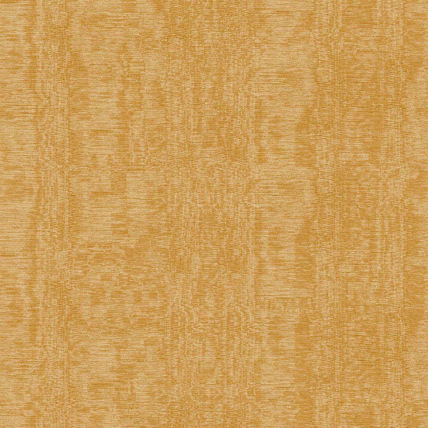 MOIRÉ